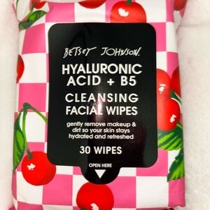 Betsey Johnson Cherry Print Cleansing Wipes
